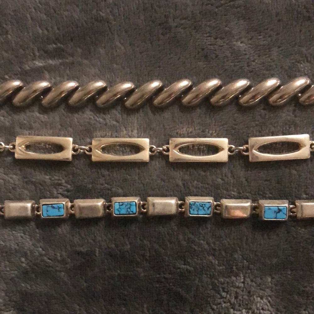 💙 3 costume bracelets 💙